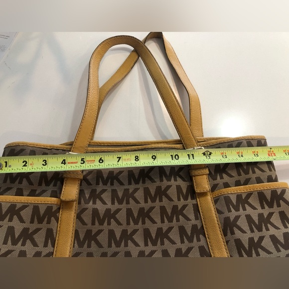 Michael Kors Tote Bag - Picture 8 of 16